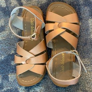 Saltwater sandals by hoy toddler size 12